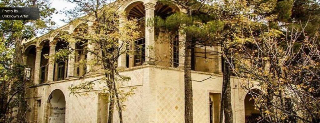 عمارت منصوری