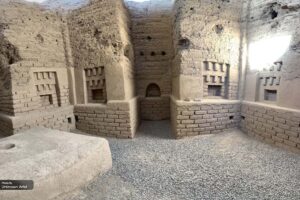 تپه و ارگ باستانی نوشیجان